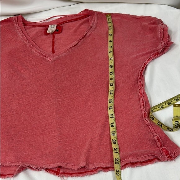 We the Free Soft Pink Relaxed V-Neck Short Sleeve Tee Size XS - Picture 9 of 10